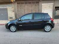 voitures-renault-clio-3-2011-night-and-day-bir-el-djir-oran-algerie