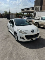 voitures-peugeot-207-2011-allure-mchedallah-bouira-algerie