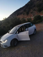 voitures-seat-ibiza-2012-fully-toit-ouvrant-chlef-algerie