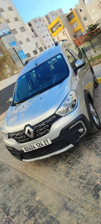 voitures-renault-congo-stepway-2024-ccr-mostaganem-algerie