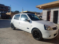 voitures-renault-clio-campus-2014-facelift-bejaia-algerie