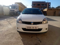 voitures-renault-clio-campus-2014-bejaia-algerie