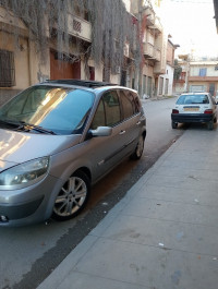 voitures-renault-scenic-2006-setif-algerie