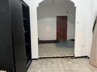 appartement-location-f2-alger-bouzareah-algerie