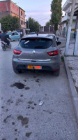 voitures-renault-clio-4-2013-mdaourach-souk-ahras-algerie