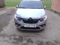 voitures-renault-symbol-2017-blida-algerie