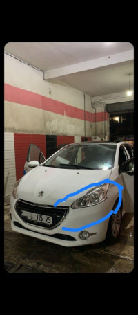 voitures-peugeot-208-2015-allure-constantine-algerie