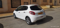 voitures-peugeot-208-2015-allure-arris-batna-algerie