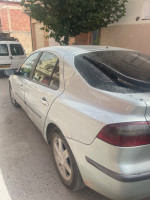 voitures-renault-laguna-2-2004-ras-el-oued-bordj-bou-arreridj-algerie