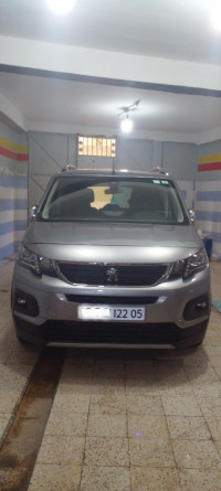 voitures-peugeot-partner-2022-barika-batna-algerie