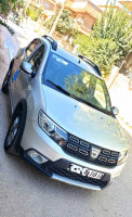 voitures-dacia-sandero-2018-stepway-tlemcen-algerie