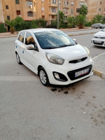 voitures-kia-picanto-2013-pop-constantine-algerie