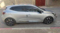 voitures-renault-clio-5-2022-evolution-ain-mellouk-mila-algerie