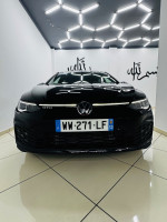 voitures-volkswagen-golf-8-2024-gtd-bouira-algerie