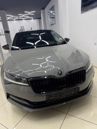 voitures-skoda-superb-2021-bouira-algerie