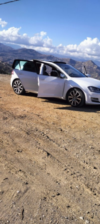 voitures-volkswagen-golf-7-2017-kara-plus-feraoun-bejaia-algerie