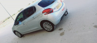 voitures-peugeot-208-2015-allure-el-eulma-setif-algerie