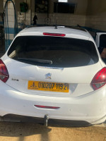 voitures-peugeot-208-2019-allure-ain-charchar-skikda-algerie