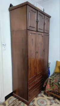 Armoire d'importation INDONESIE