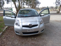 voitures-toyota-yaris-2011-bourkika-tipaza-algerie