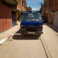 camion-toyota-1984-hammedi-boumerdes-algerie