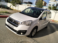 voitures-peugeot-partner-2018-tepee-allure-bejaia-algerie