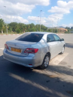 voitures-toyota-corolla-2013-bordj-menaiel-boumerdes-algerie