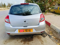 voitures-renault-clio-3-2012-ain-defla-algerie