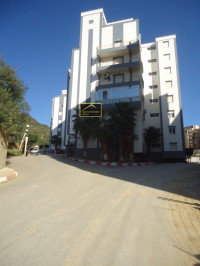 appartement-vente-f4-bejaia-oued-ghir-algerie