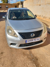 voitures-nissan-sunny-2013-el-abadia-ain-defla-algerie