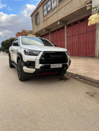 utilitaire-toyota-hilux-2022-gr-sport-el-attaf-ain-defla-algerie