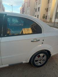 voitures-chevrolet-aveo-4-portes-2015-boulhaf-dir-tebessa-algerie