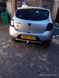 voitures-dacia-sandero-2015-stepway-bouira-algerie