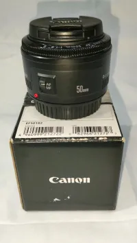  objective canon  50mm 0.45m/1.5ft