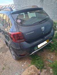 سيارات-dacia-sandero-2018-stepway-قالمة-الجزائر