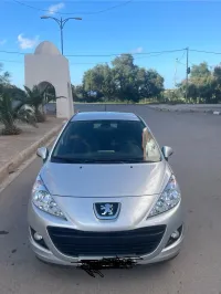 Peugeot 207 2011 Fennec