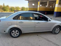 voitures-chevrolet-optra-4-portes-2007-berrouaghia-medea-algerie