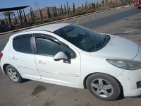 voitures-peugeot-207-2012-ain-defla-algerie