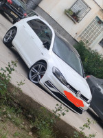 voitures-volkswagen-golf-7-2017-carat-plus-bejaia-algerie