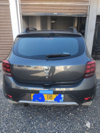 voitures-dacia-sandero-2018-stepway-ouled-rached-bouira-algerie