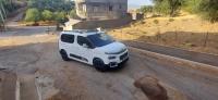 سيارات-citroen-berlingo-2022-تيزي-وزو-الجزائر