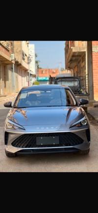 سيارات-roewe-i5-2026-الشلف-الجزائر