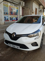 voitures-renault-clio-5-2021-skikda-algerie