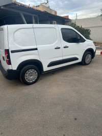 voitures-fiat-doblo-2024-chlef-algerie