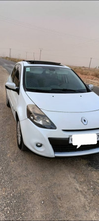 voitures-renault-clio-3-2010-djelfa-algerie