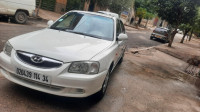 voitures-hyundai-accent-2014-bordj-bou-arreridj-algerie