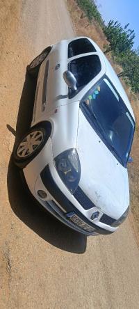 سيارات-renault-clio-2-2001-الشلف-الجزائر