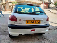 voitures-peugeot-206-2002-basse-souk-ahras-algerie