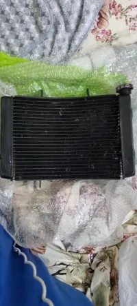 Triumph street triple 675 radiateur