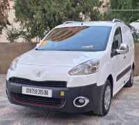 voitures-peugeot-partner-2015-bejaia-algerie